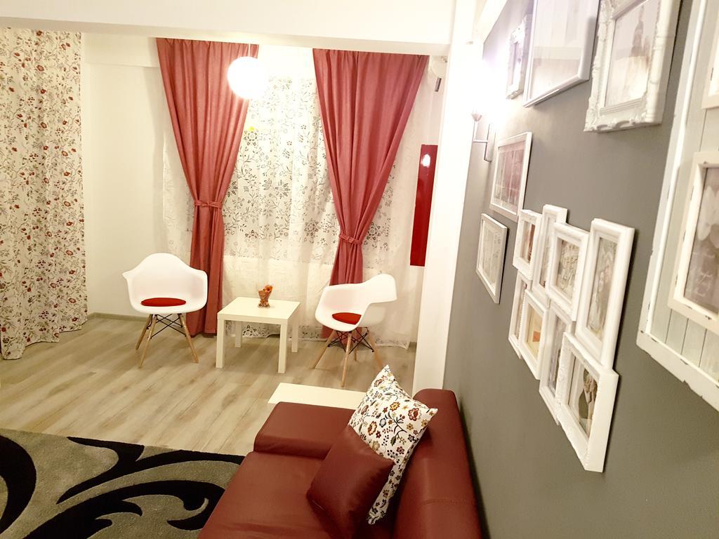 Appartamento Apartament Veranda Bucarest Esterno foto