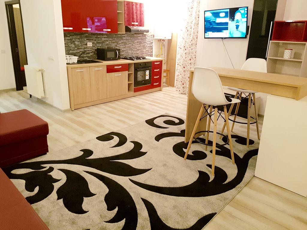 Appartamento Apartament Veranda Bucarest Esterno foto