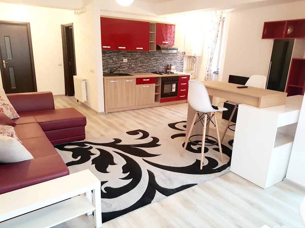 Appartamento Apartament Veranda Bucarest Esterno foto